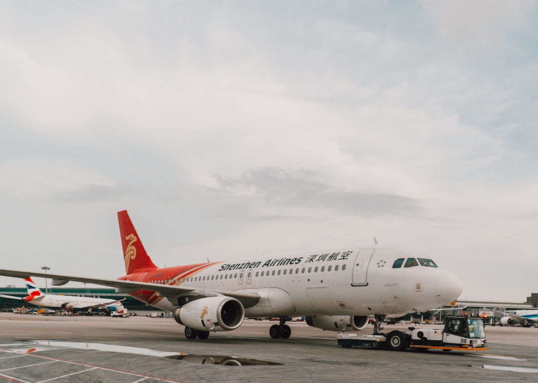 shenzhen airlines tailfin