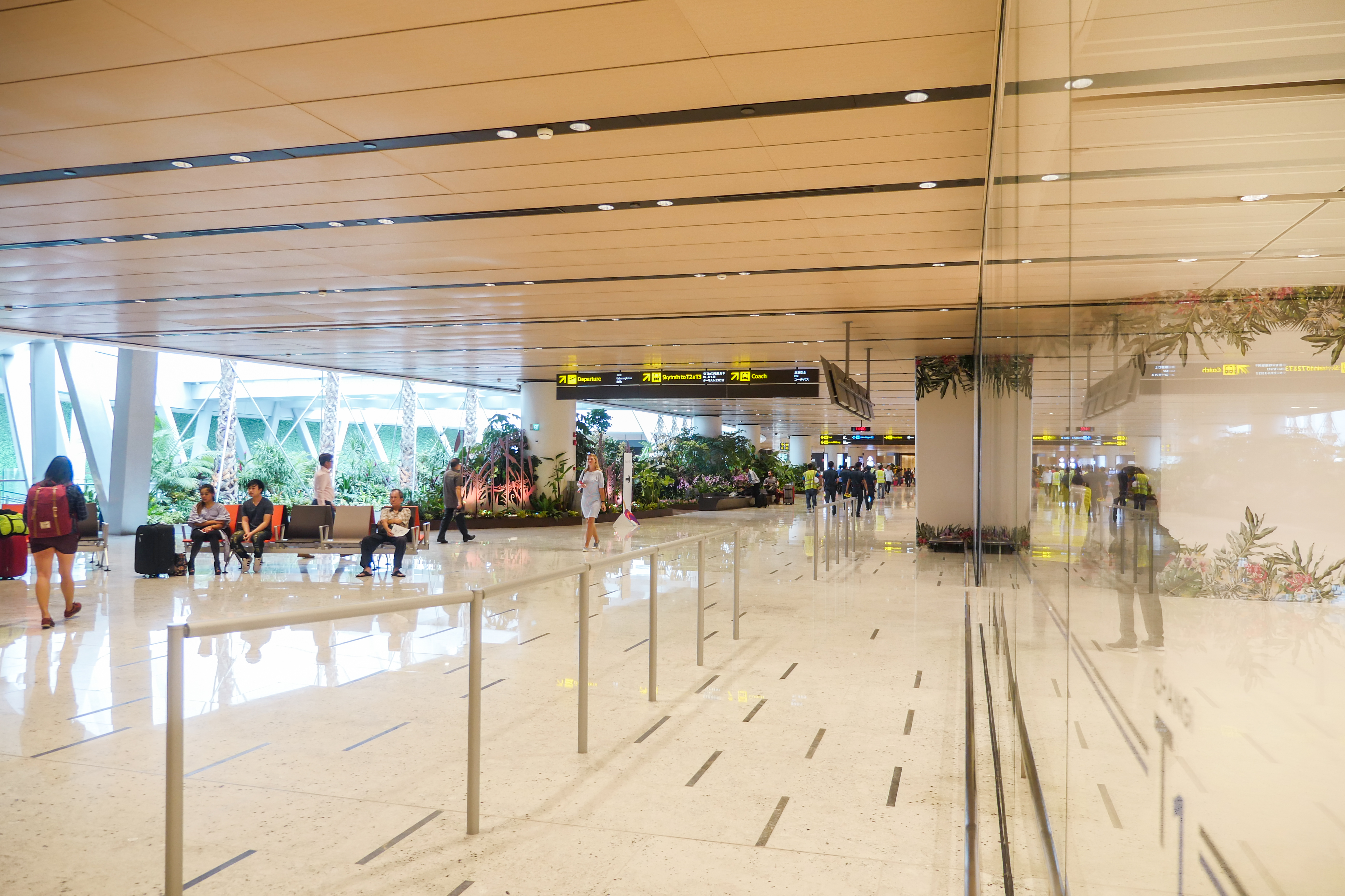 changi airport terminal 1 arrival hall